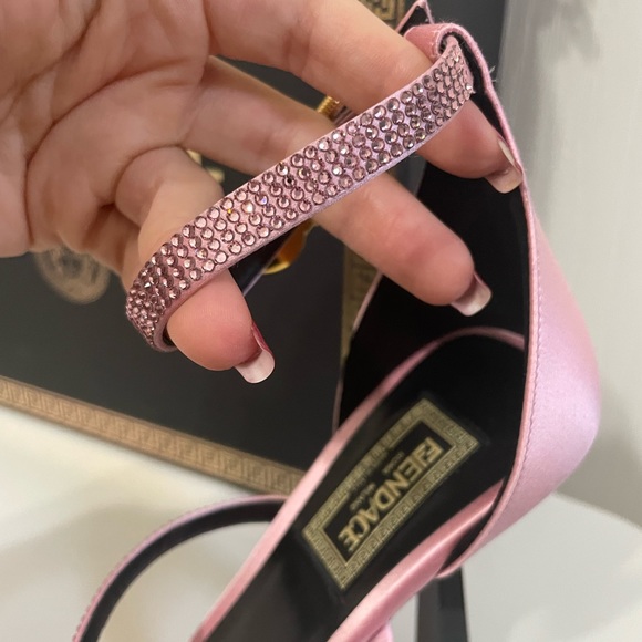 BNIB AUTHENTIC FENDIxVERSACE collab, pink triple crystal strap, safety pin heels - Picture 4 of 7
